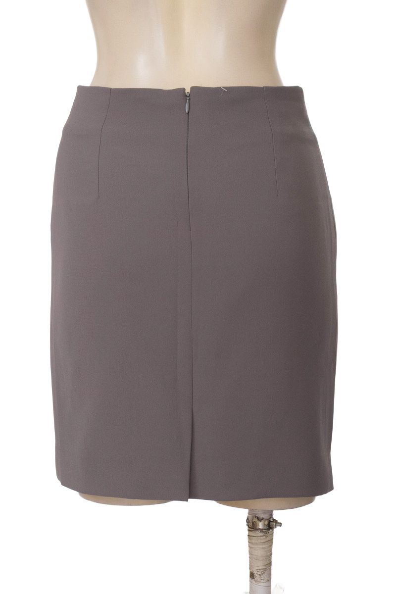 Falda color Gris - Closeando