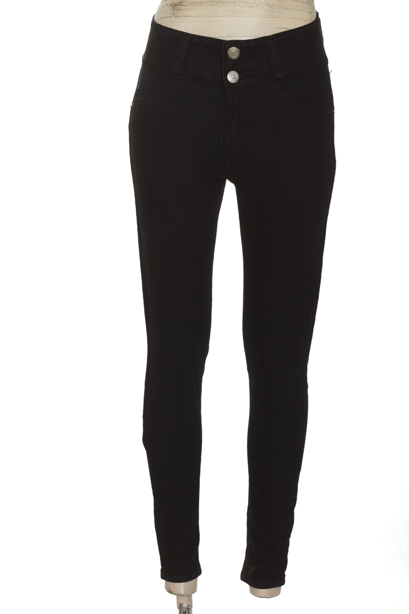 Pantalones color Negro - Pop Rose