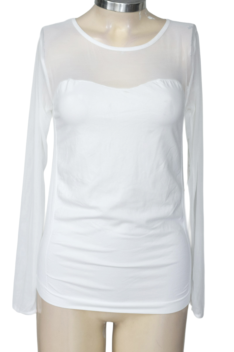 Top / Camiseta color Blanco - Hidden Lotus