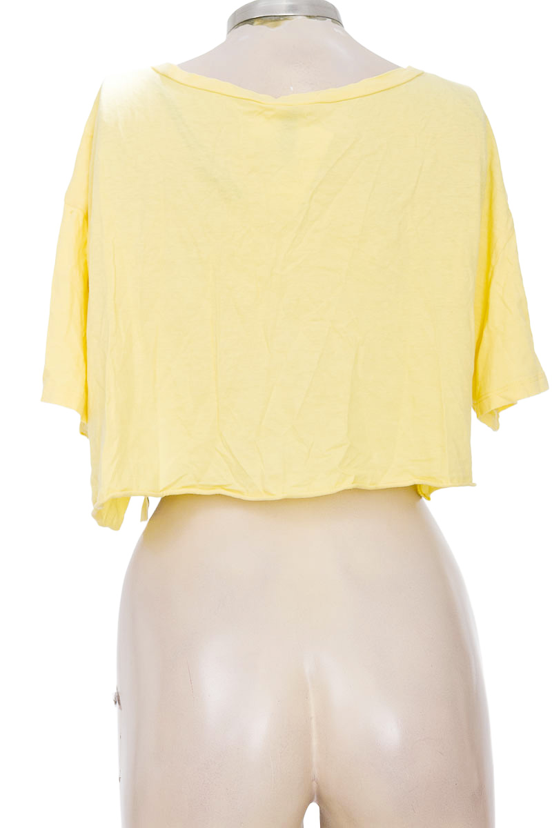 Top / Camiseta color Amarillo - Divided by H&M
