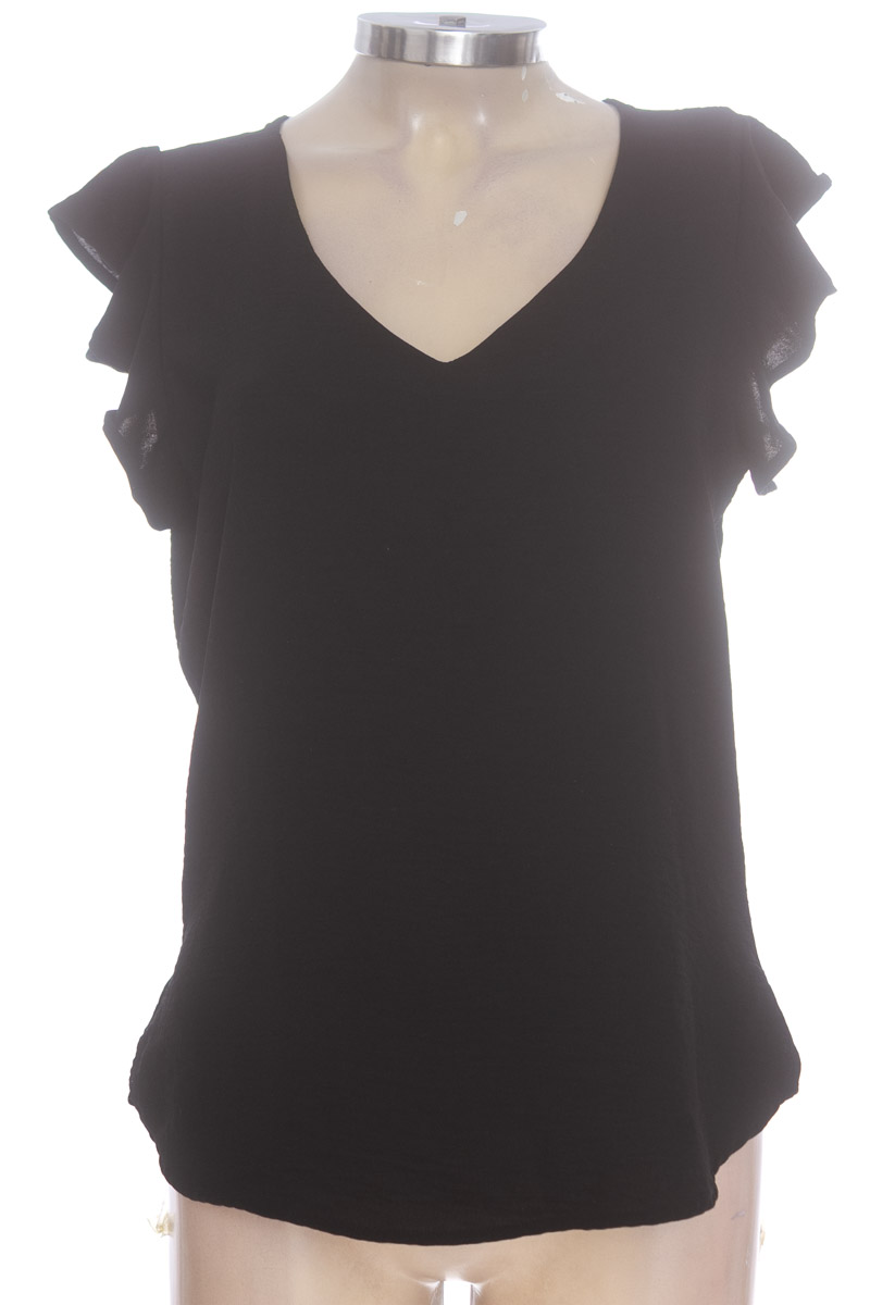 Blusa color Negro - Closeando