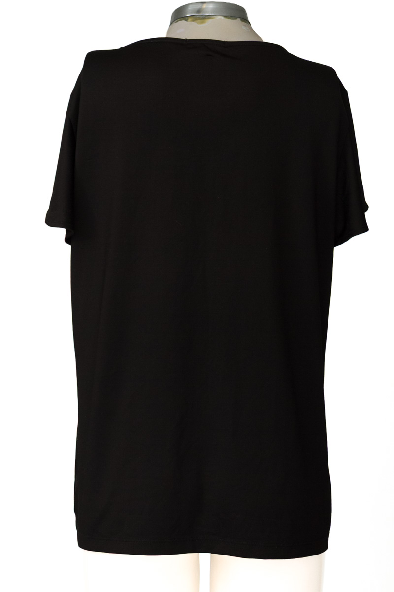 Top / Camiseta color Negro - PATPRIMO