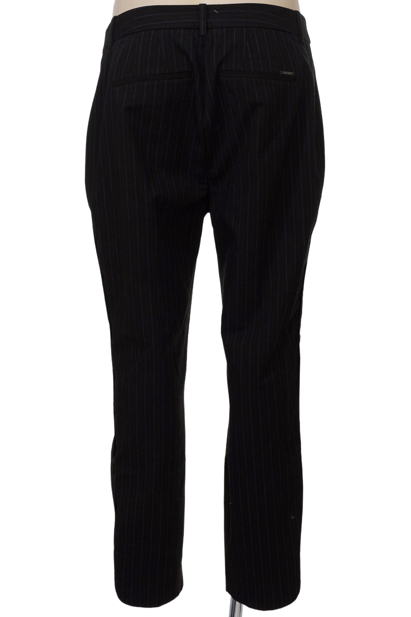 Pantalones color Negro - Closeando