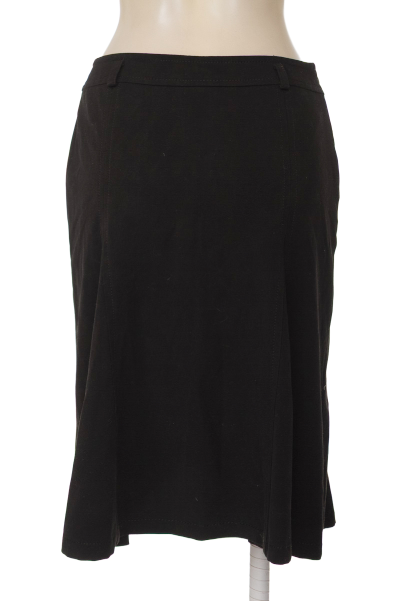 Falda color Negro - Jushi