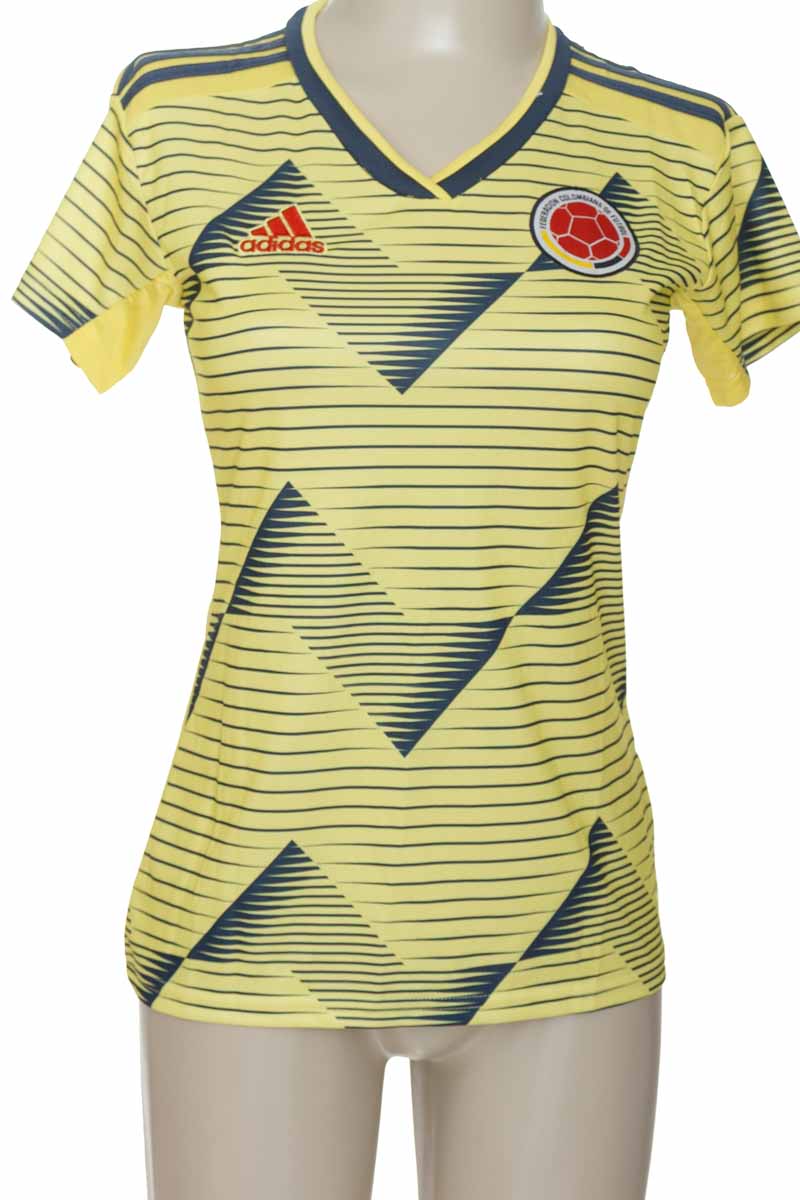 Ropa Deportiva / Salida de Baño color Amarillo - Adidas