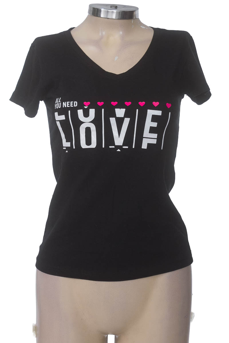 Top / Camiseta color Negro - California