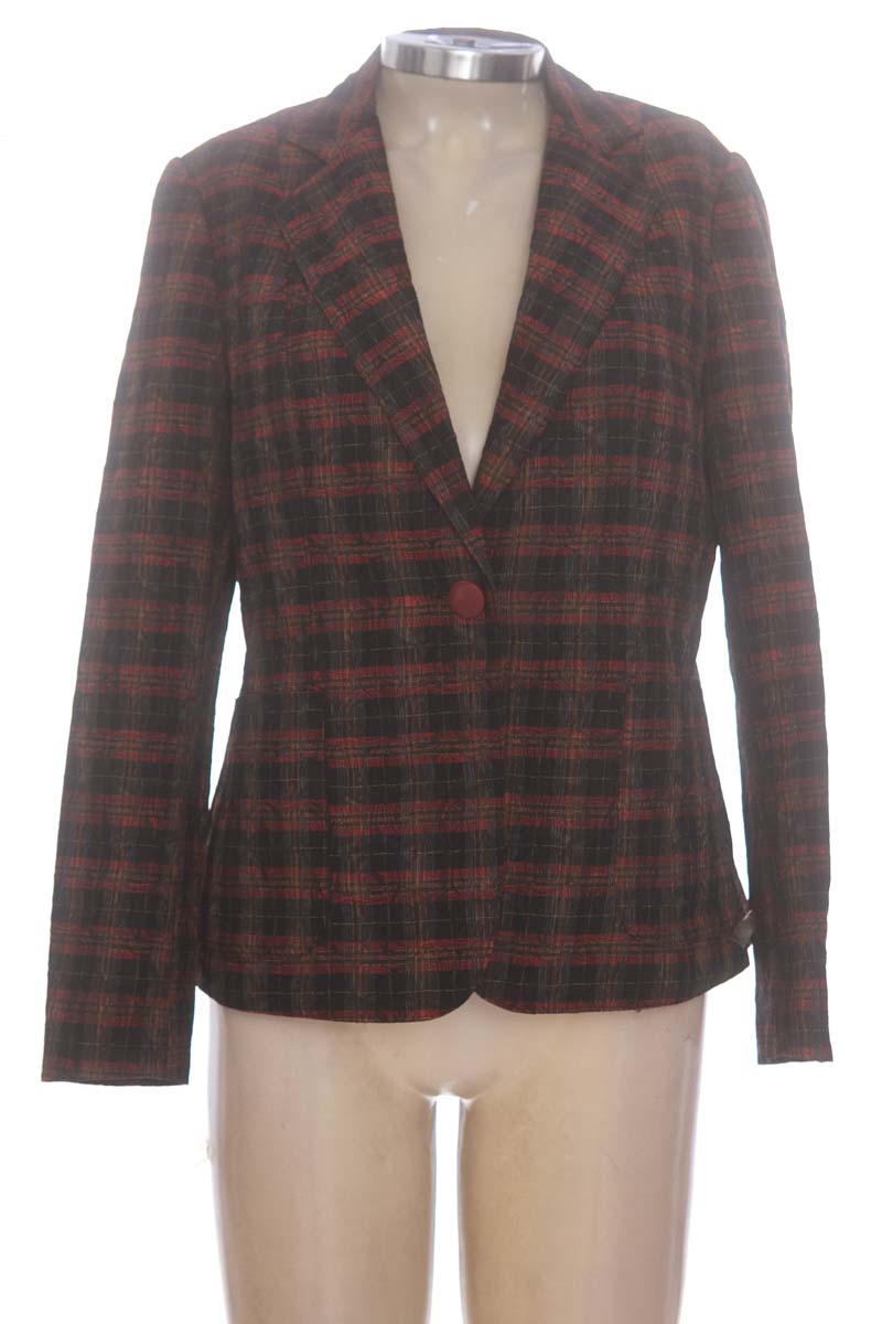 Chaqueta / Abrigo color Rojo - Closeando