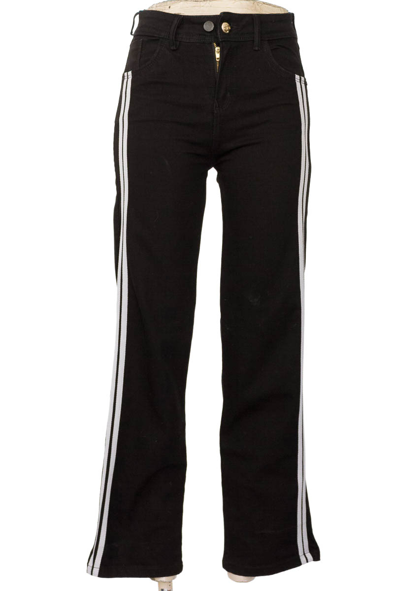 Pantalones color Negro - Closeando