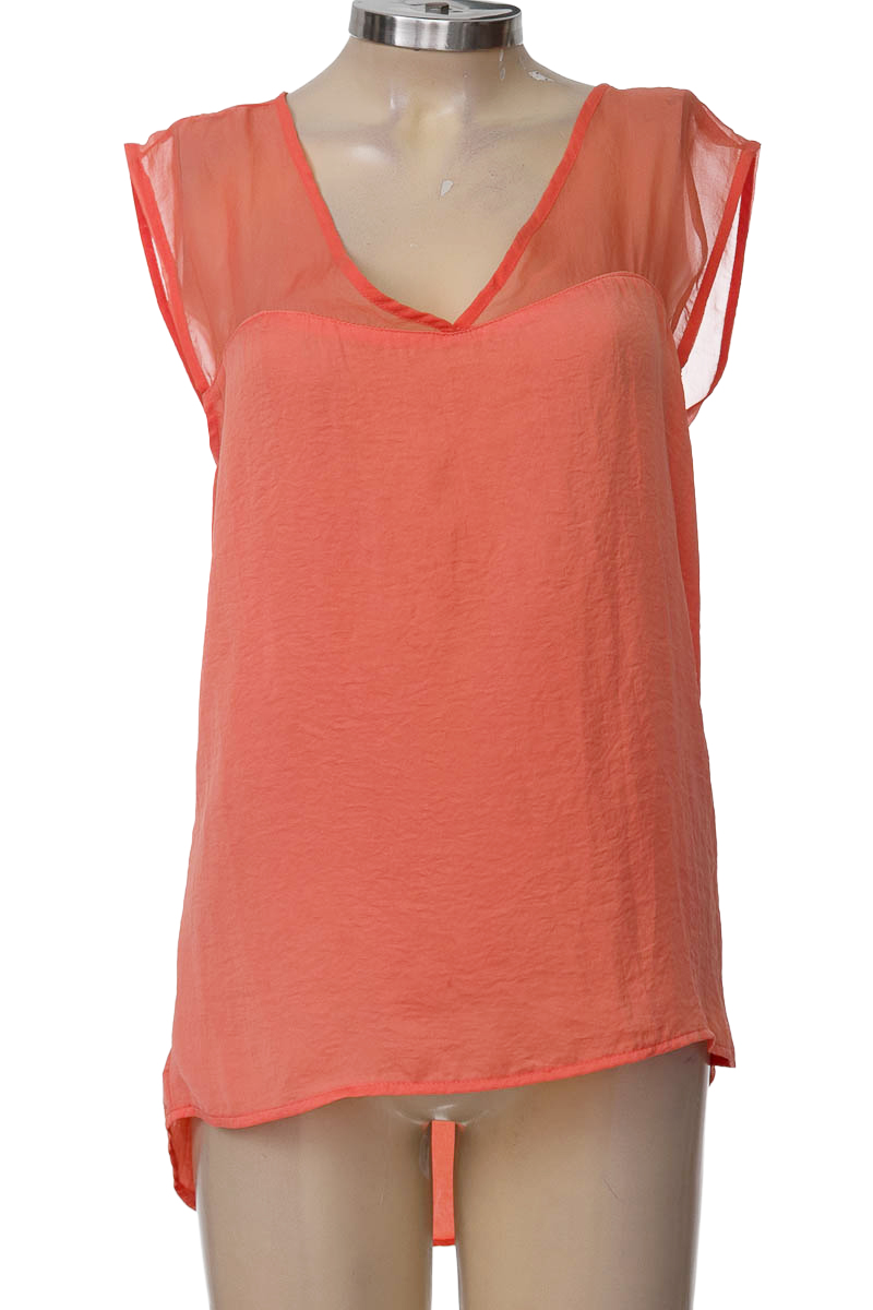 Top / Camiseta color Salmón - Bershka