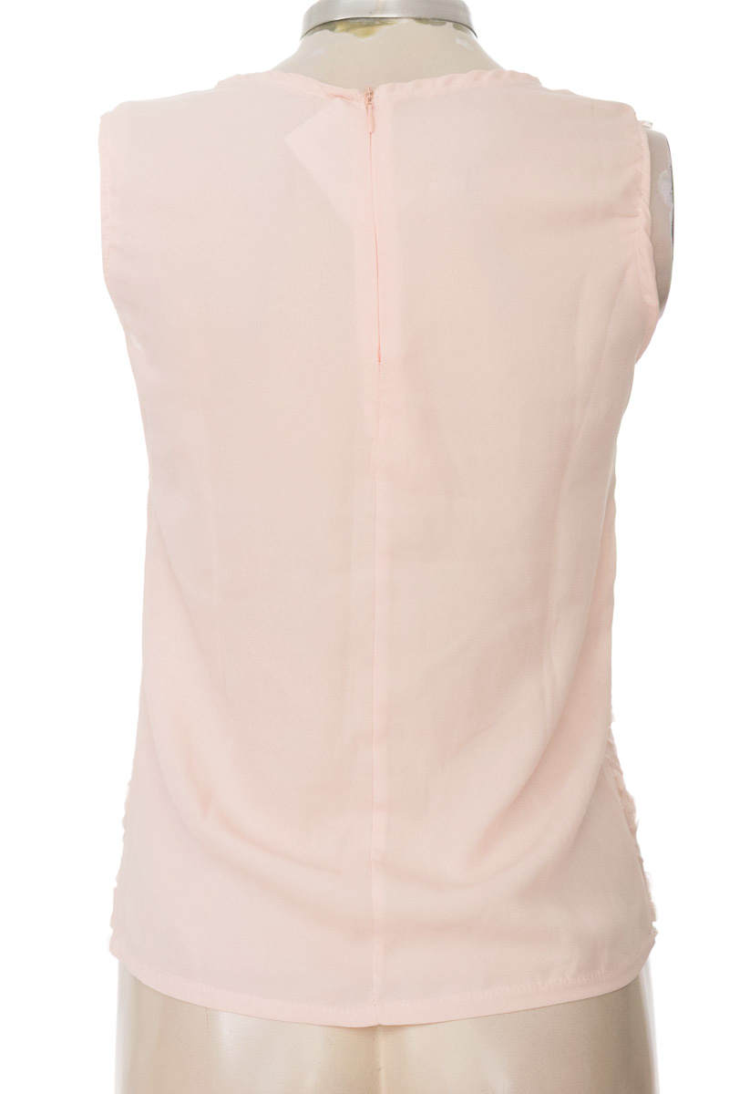 Top / Camiseta color Rosado - Closeando