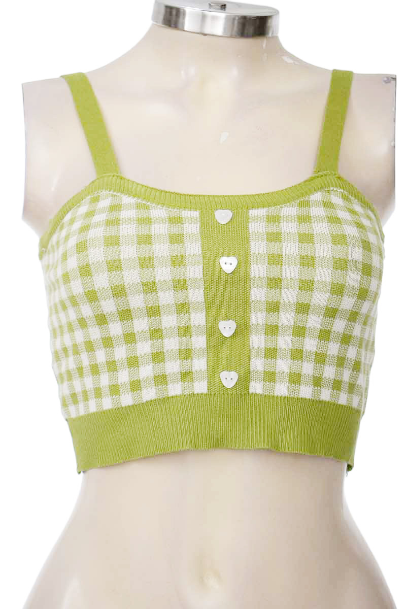 Top / Camiseta color Verde - Closeando