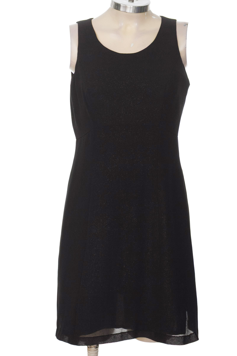 Vestido / Enterizo color Negro - Closeando