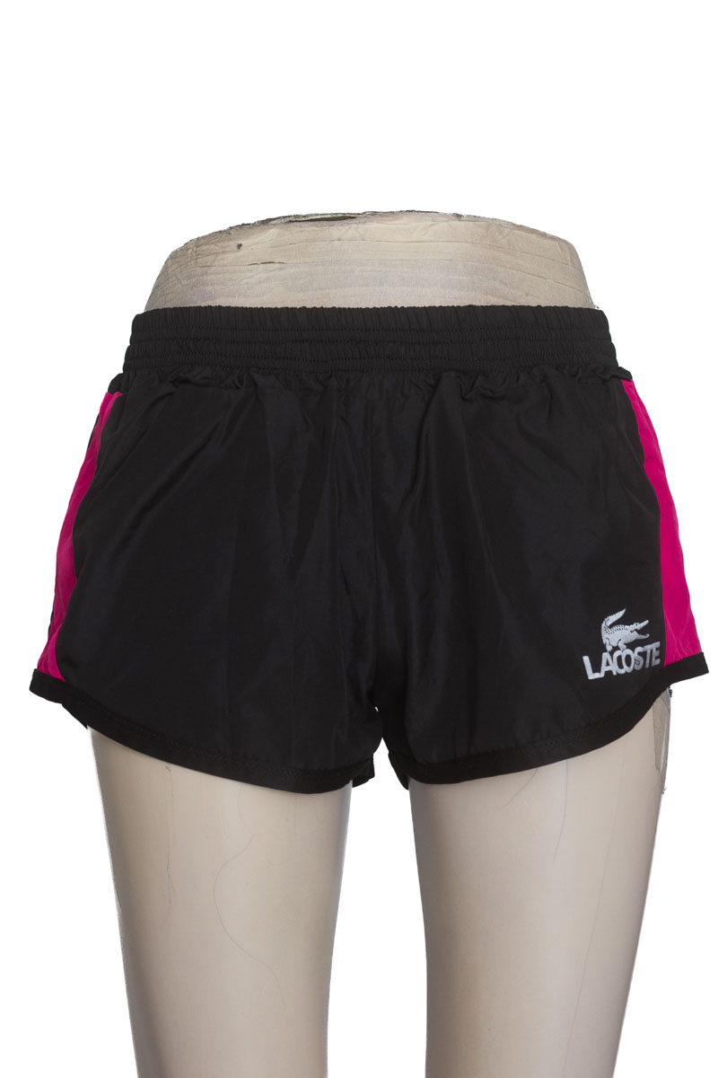 Ropa Deportiva / Salida de Baño color Negro - Closeando