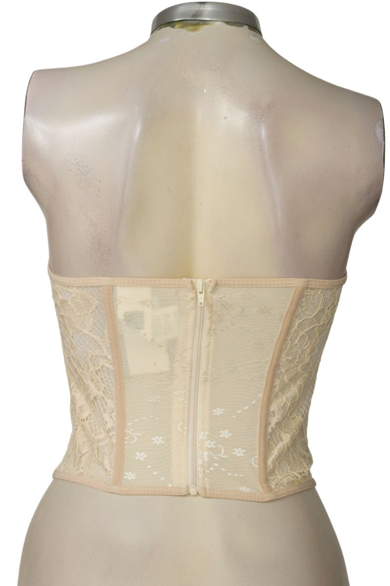 Top / Camiseta color Beige - Closeando