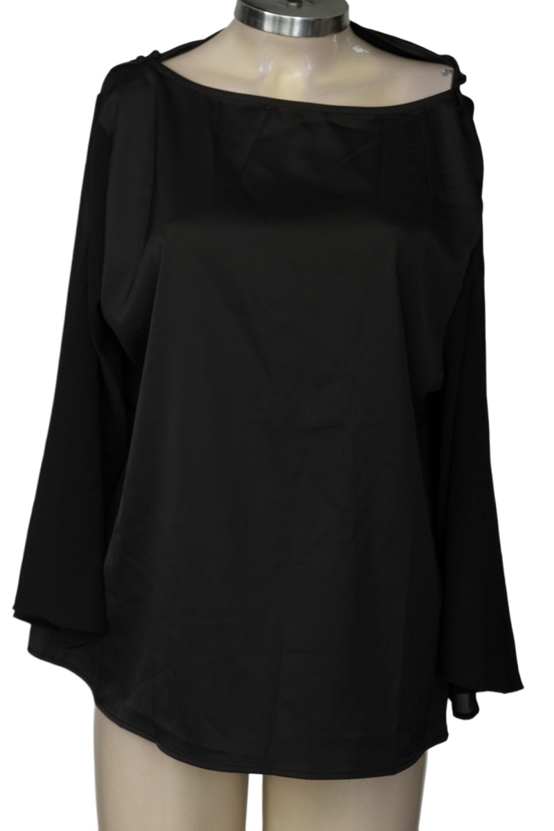 Blusa color Negro - Closeando