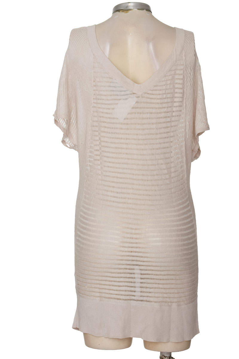 Top / Camiseta color Beige - Basement