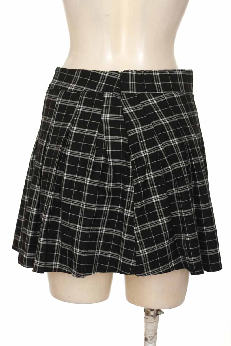 Falda color Negro - Stradivarius
