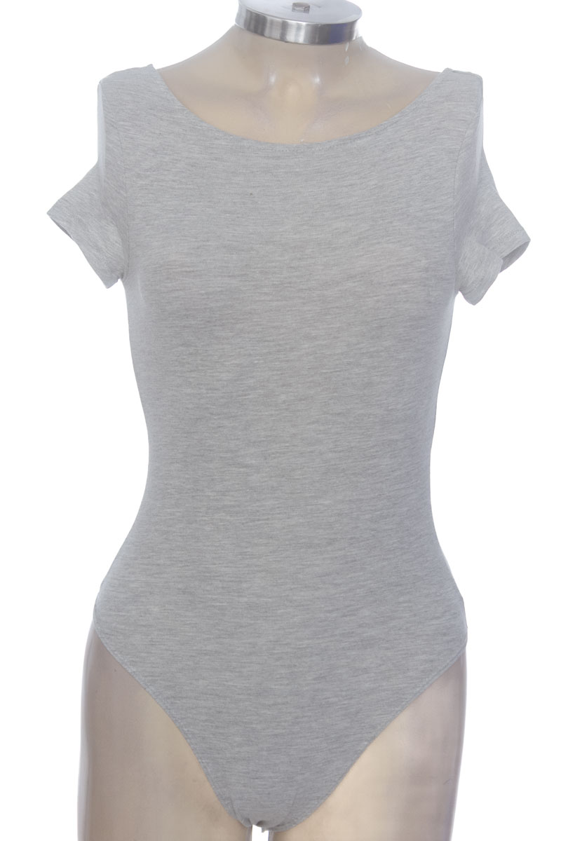 Top / Camiseta color Gris - Divided by H&M