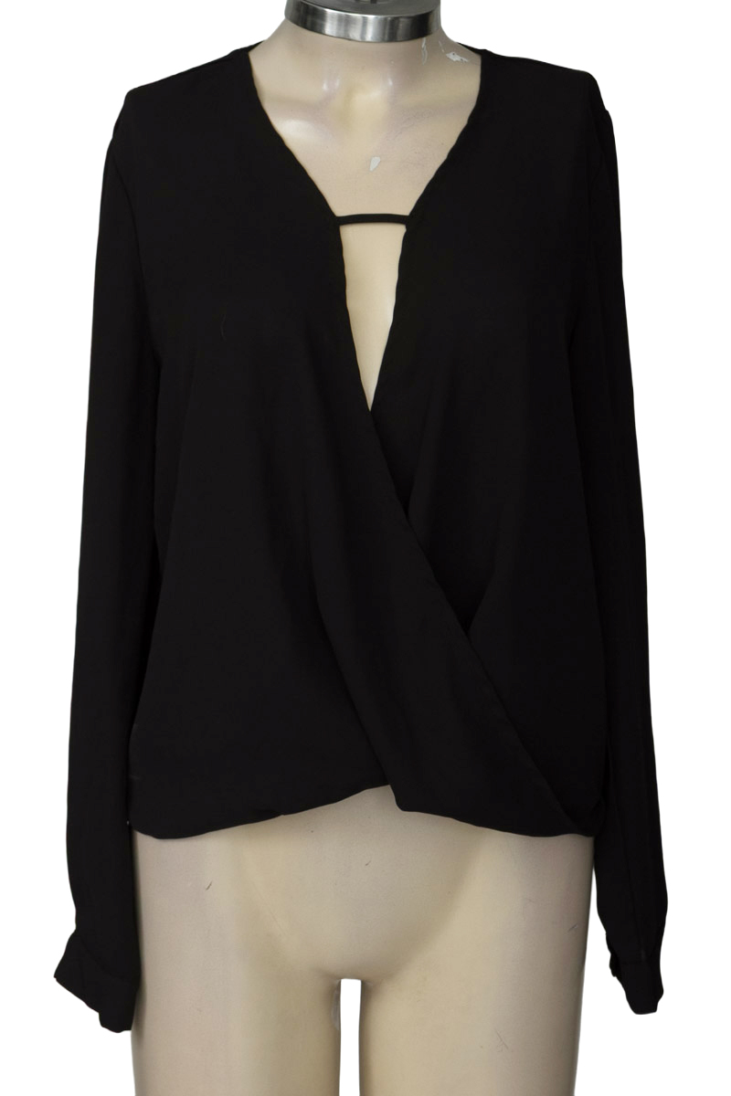 Blusa color Negro - Closeando