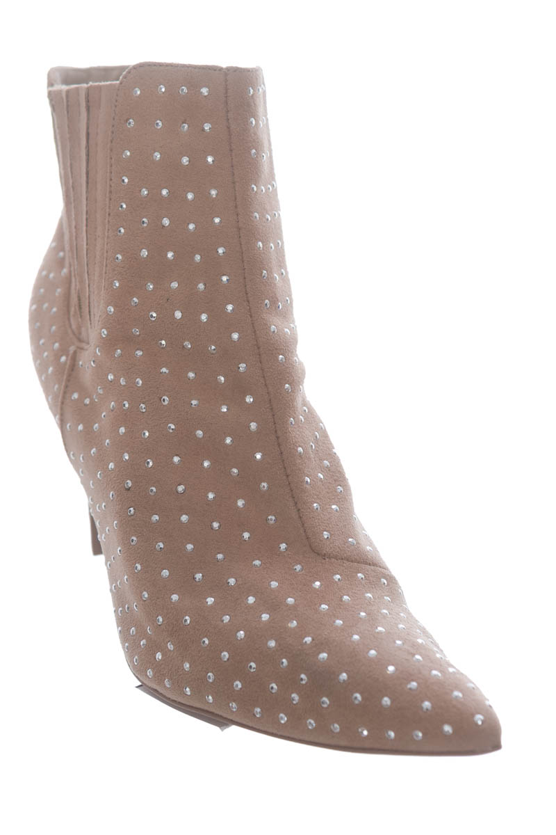 Zapatos color Beige - Closeando
