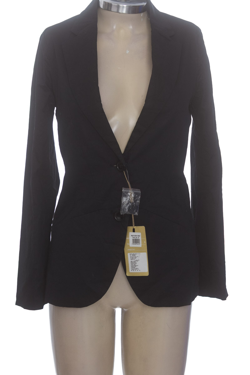 Chaqueta / Abrigo color Negro - Believe