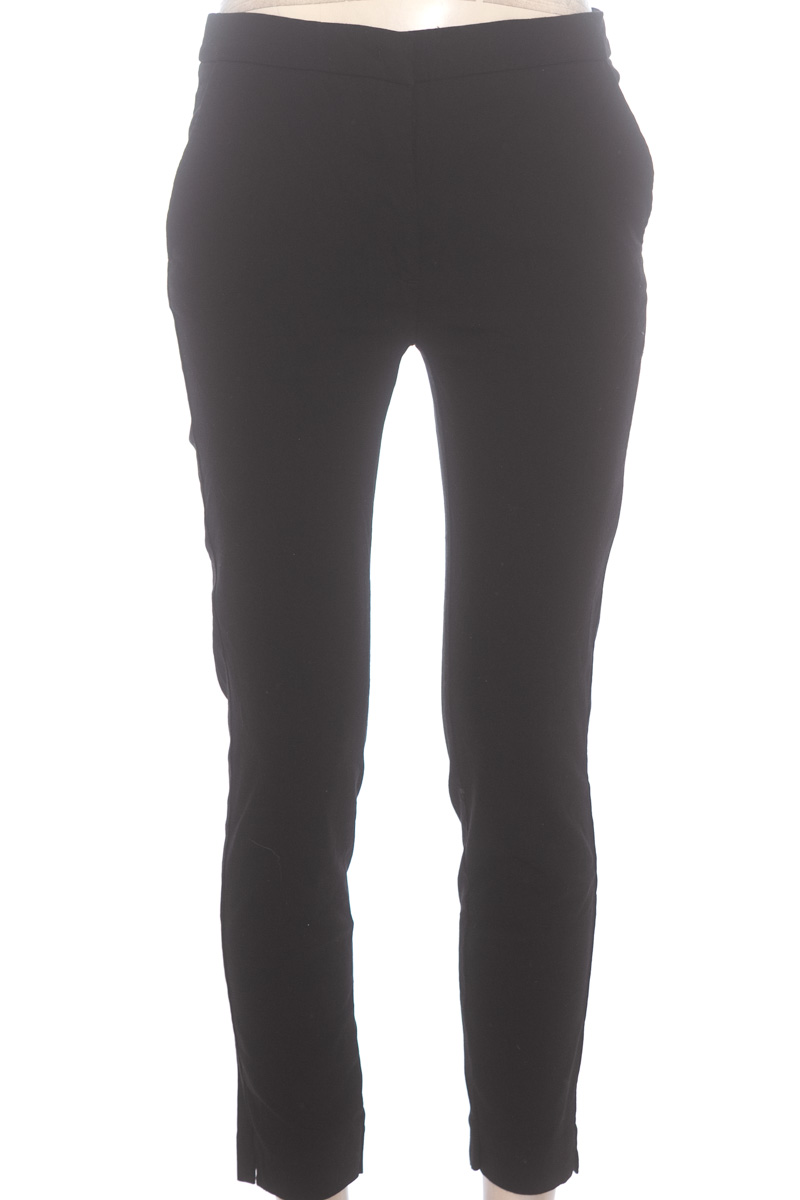 Pantalones color Negro - MNG