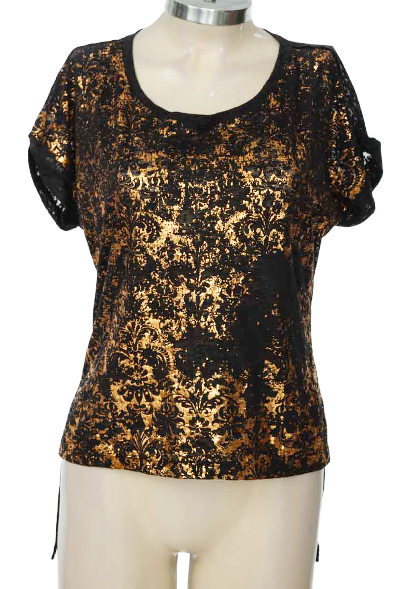 Top / Camiseta color Negro - Koaj