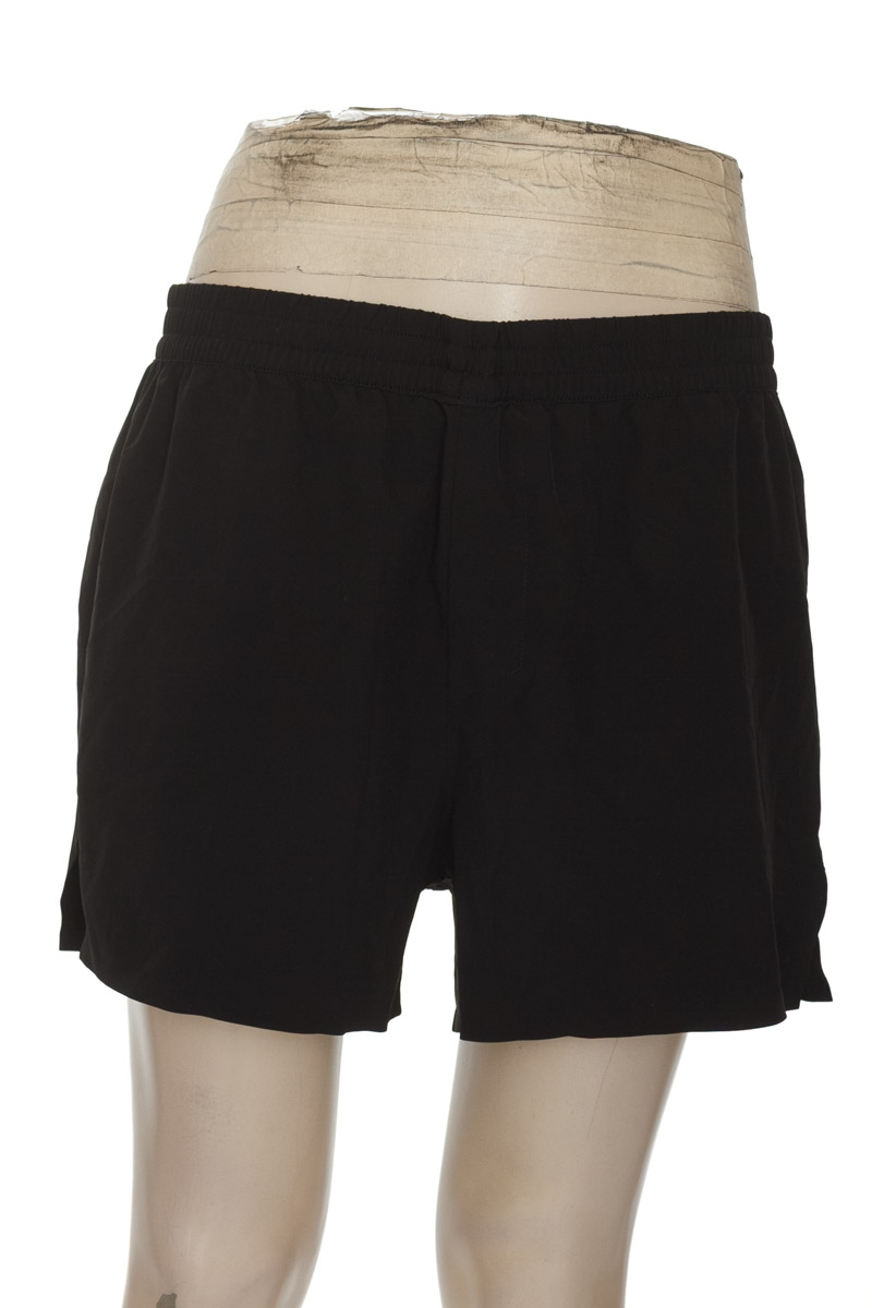 Ropa Deportiva / Salida de Baño color Negro - H&M Move