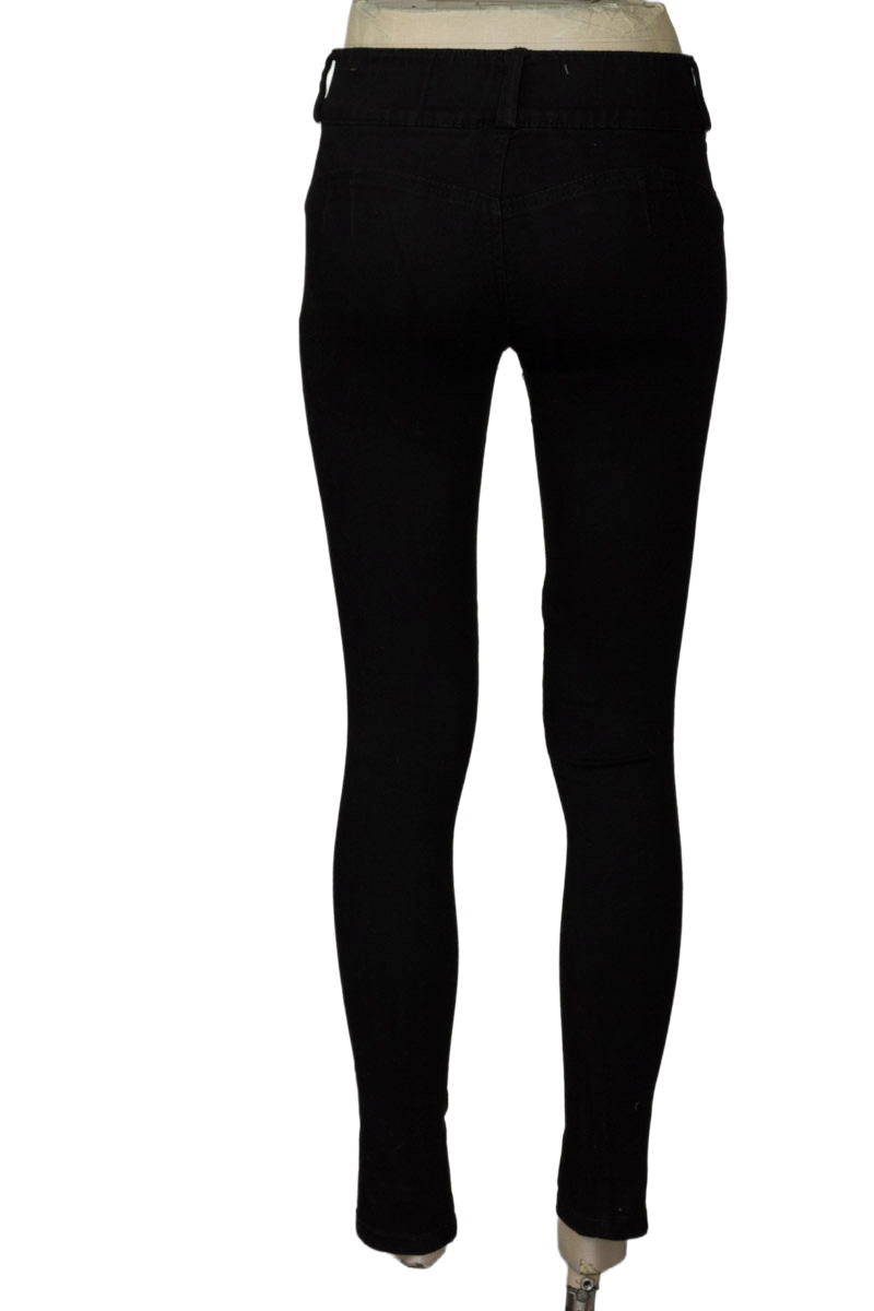 Pantalones color Negro - Bershka