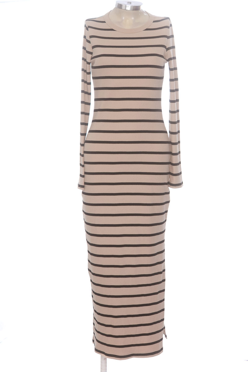 Vestido / Enterizo color Beige - Sybilla