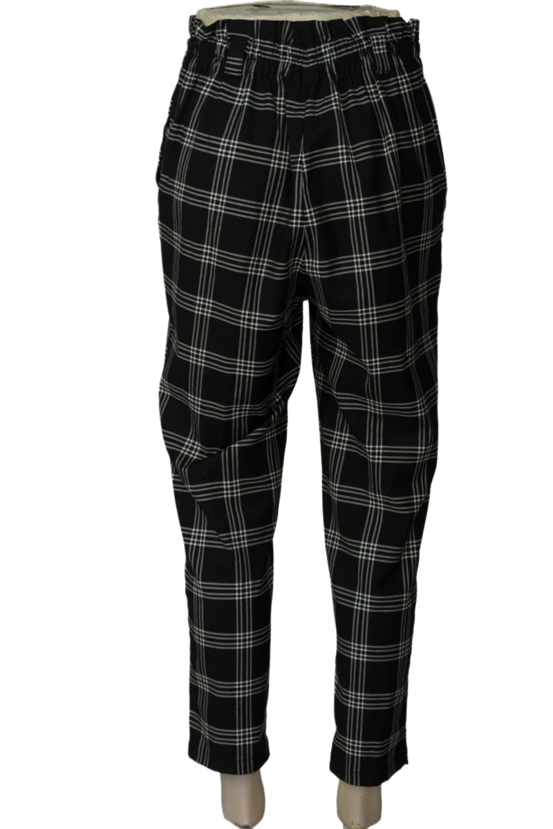 Pantalones color Negro - Divided by H&M