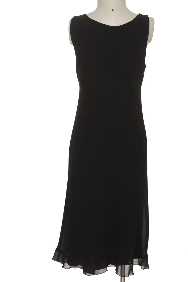 Vestido / Enterizo color Negro - Closeando