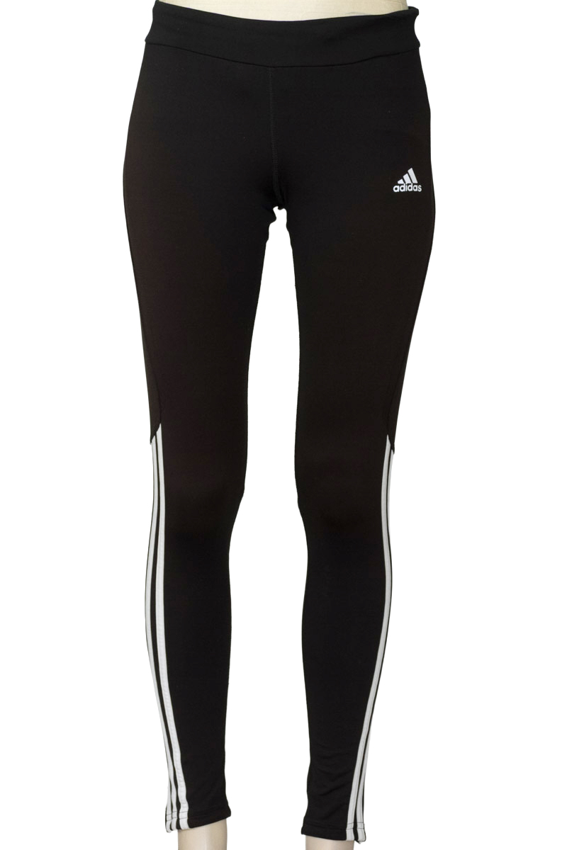 Ropa Deportiva / Salida de Baño color Negro - Adidas