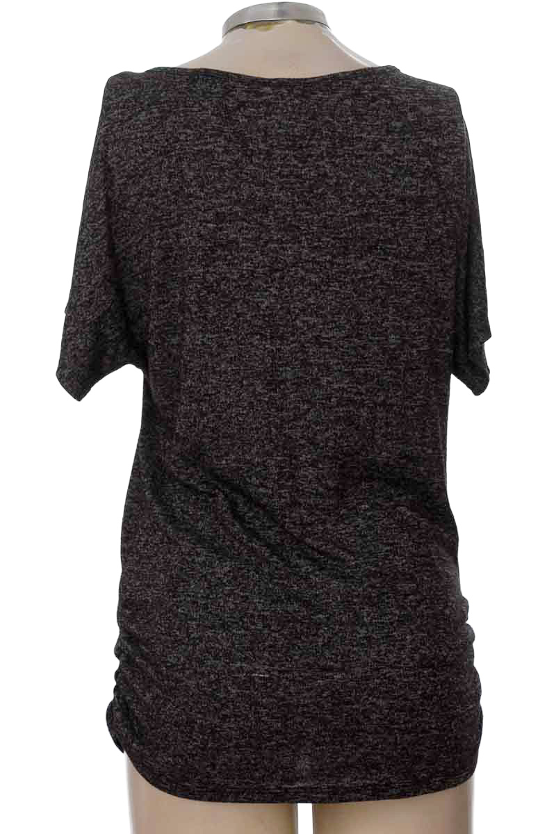 Top / Camiseta color Gris - Lavish