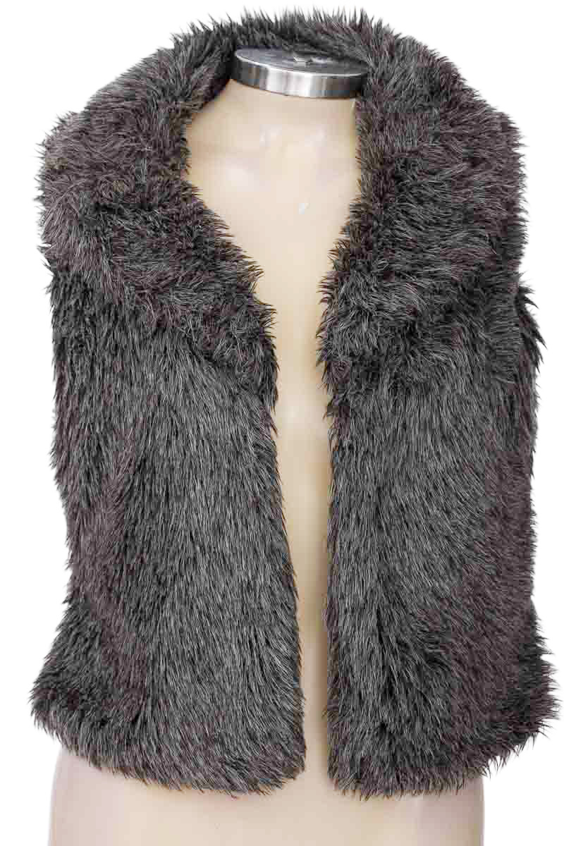 Chaqueta / Abrigo color Gris - Closeando