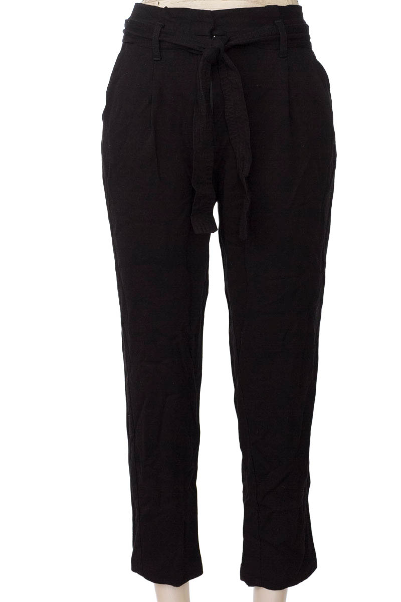 Pantalones color Negro - Forever 21