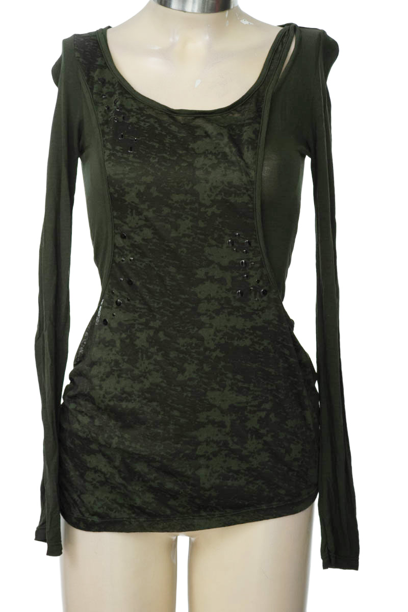 Top / Camiseta color Verde - B.KUL 