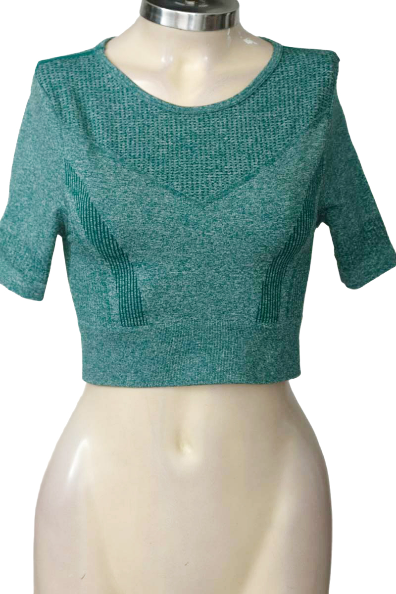 Ropa Deportiva / Salida de Baño color Verde - Closeando