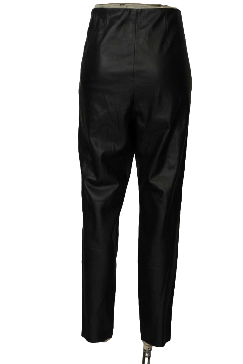 Pantalones color Negro - Zara
