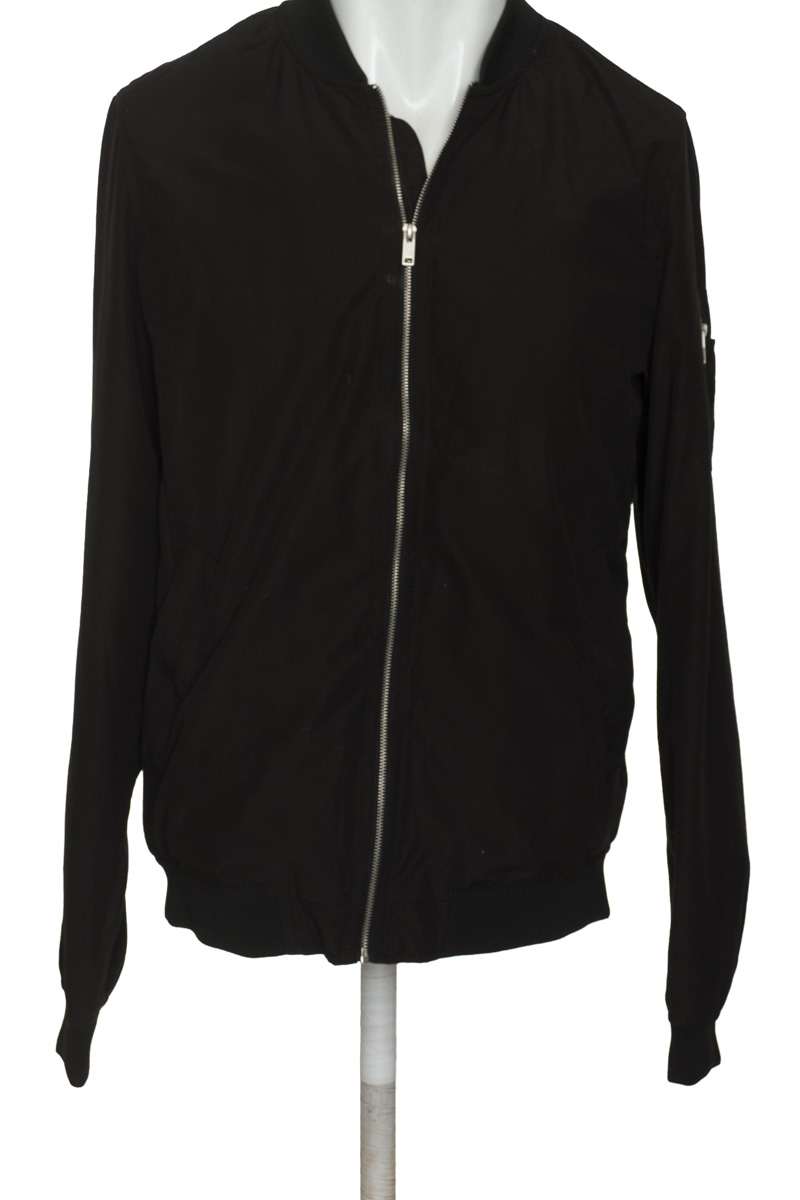 Chaqueta color Negro - Pull & Bear