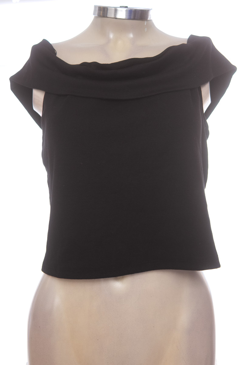 Top / Camiseta color Negro - Divided by H&M