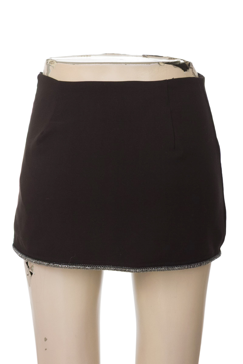 Falda color Negro - Zara
