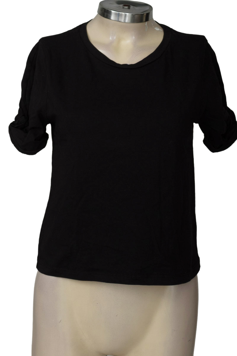 Top / Camiseta color Negro - Zara