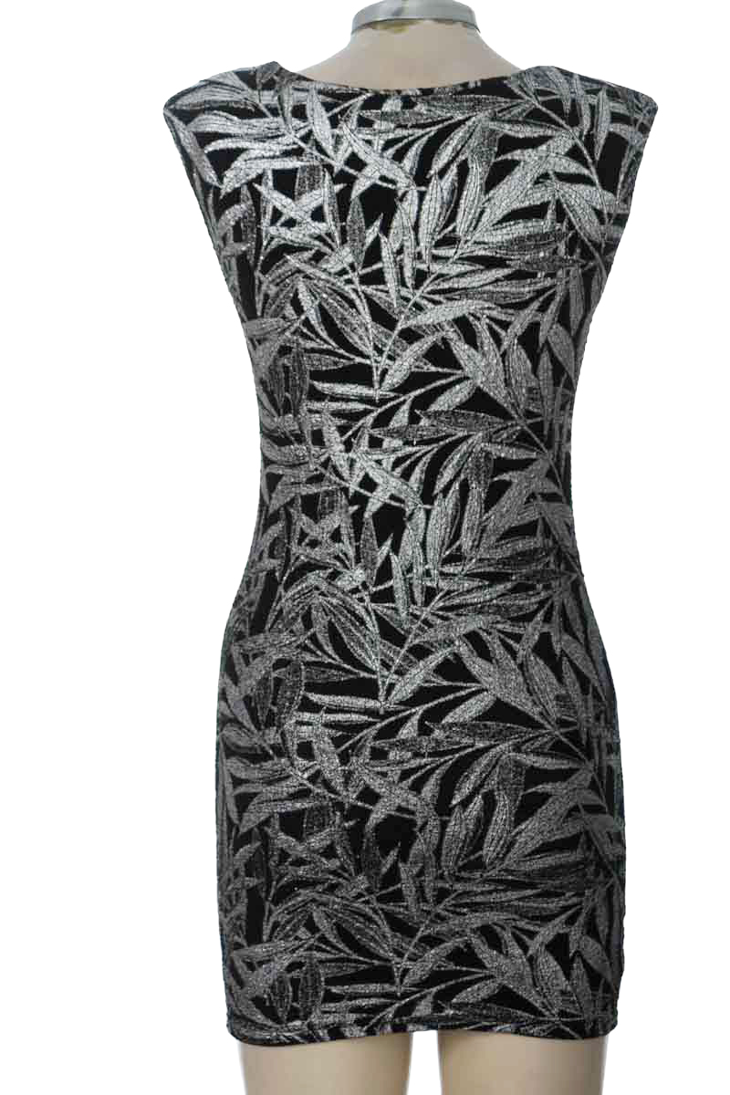 Vestido / Enterizo color Estampado - Closeando