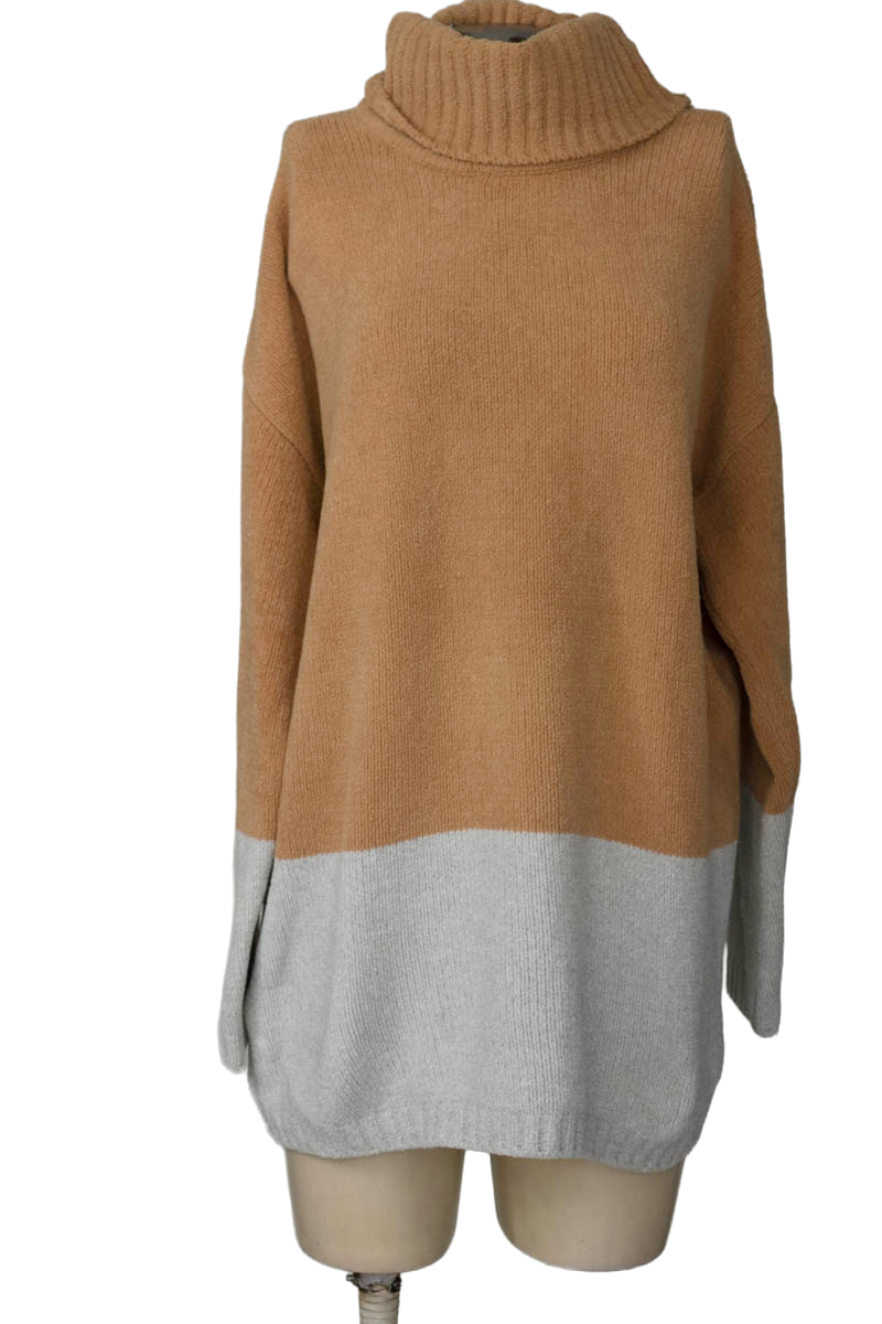 Sweater color Beige - BCBG