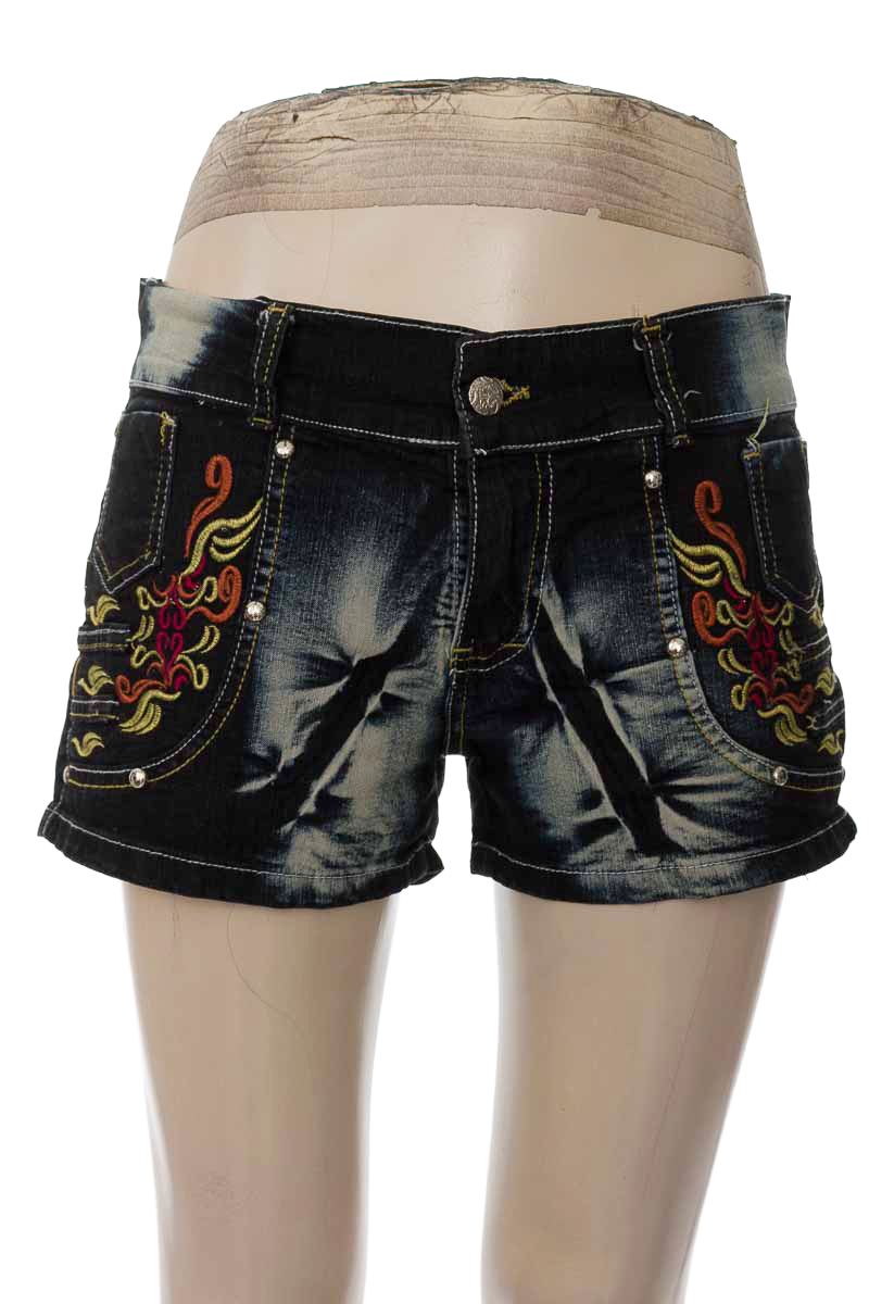 Short color Negro - Closeando