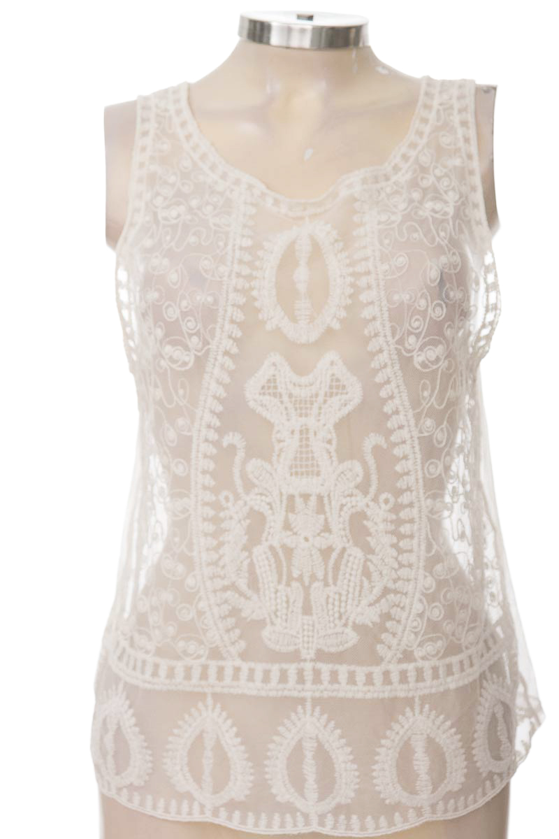 Top / Camiseta color Blanco - Zara