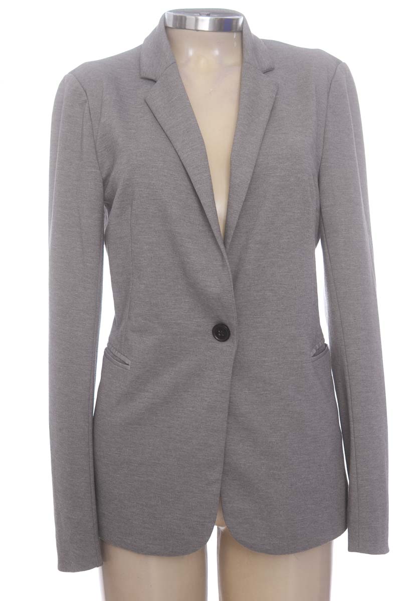 Chaqueta / Abrigo color Gris - Stradivarius