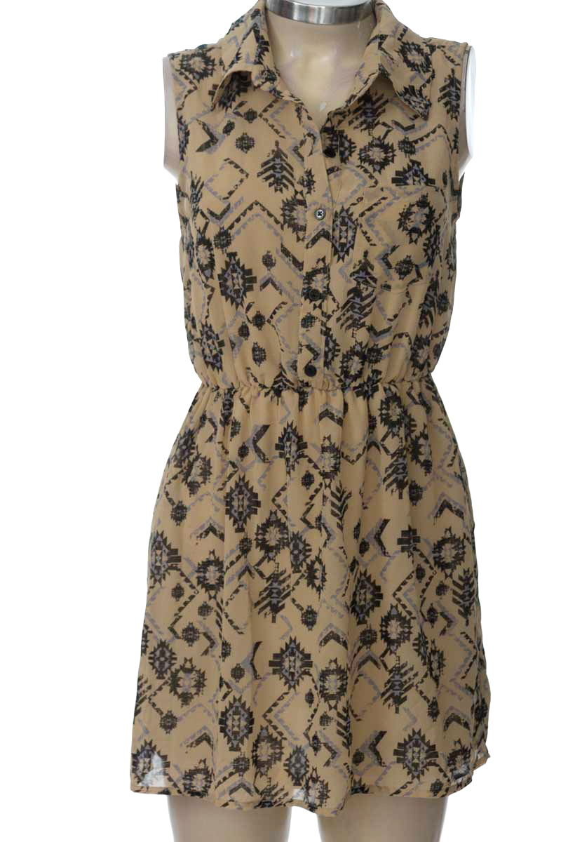 Vestido / Enterizo color Beige - Forever 21