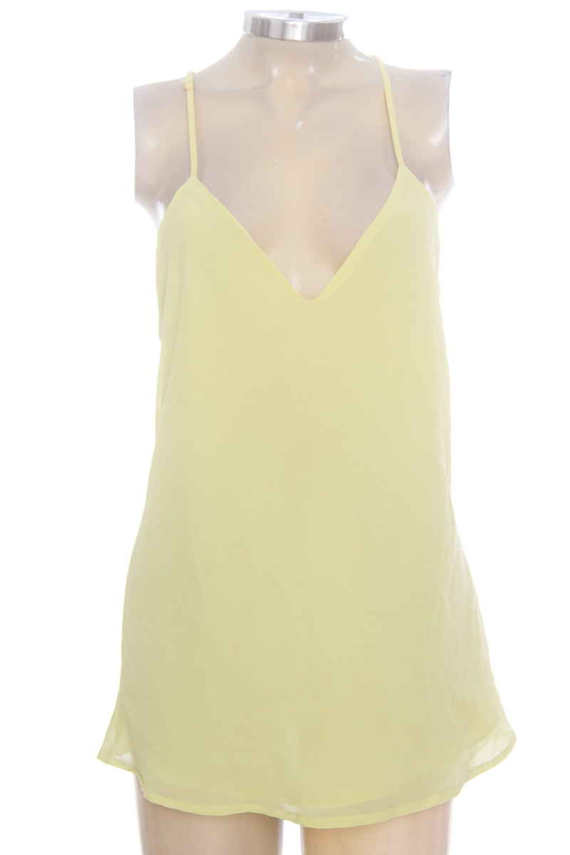 Top / Camiseta color Verde - YOURBAN